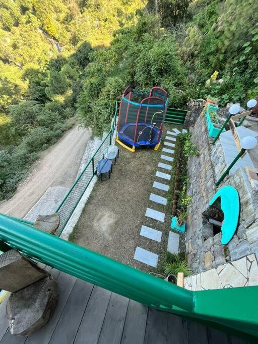 Kasauli Cascade A Cheerfull 4 Bedroom Challet Luaran gambar