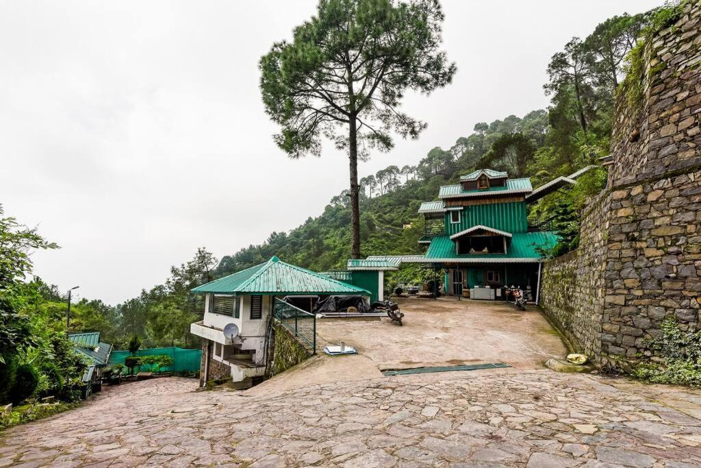 Kasauli Cascade A Cheerfull 4 Bedroom Challet Luaran gambar
