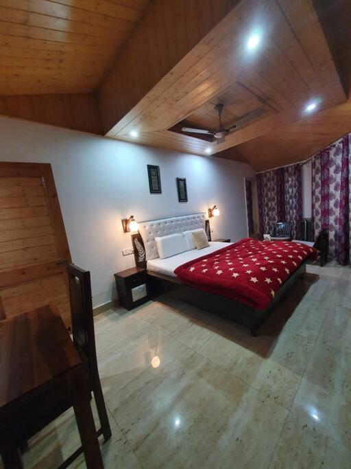 Kasauli Cascade A Cheerfull 4 Bedroom Challet Luaran gambar