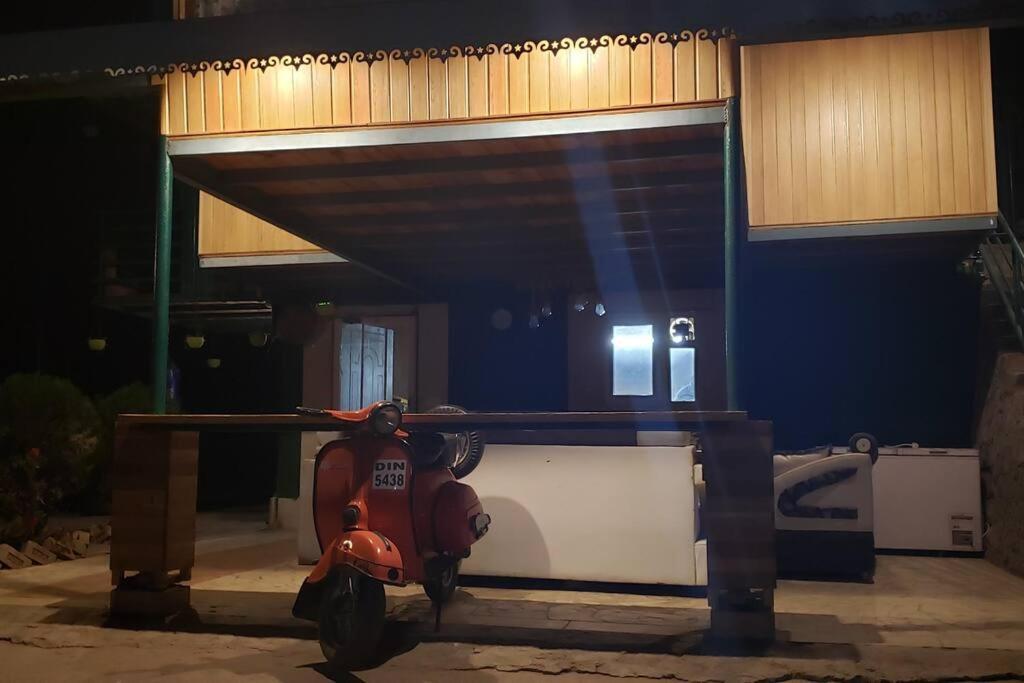 Kasauli Cascade A Cheerfull 4 Bedroom Challet Luaran gambar